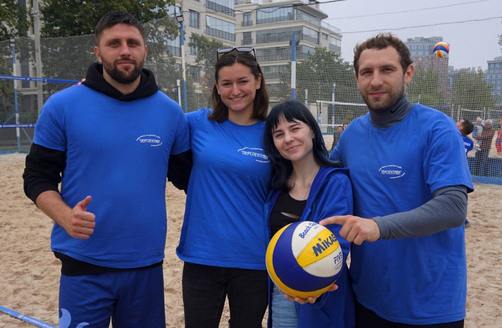 Перспектива» на волне пляжного волейбола: энергия, азарт и командный дух!