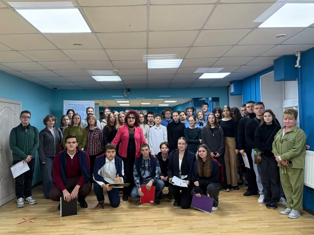 Квест «Эта незнакомая знакомая улица Фурштатская»