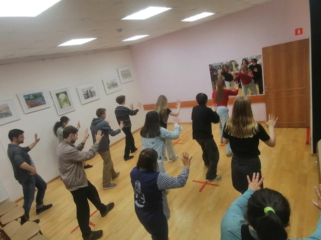 Открытое занятие по сценическому движению в «Муравейнике»