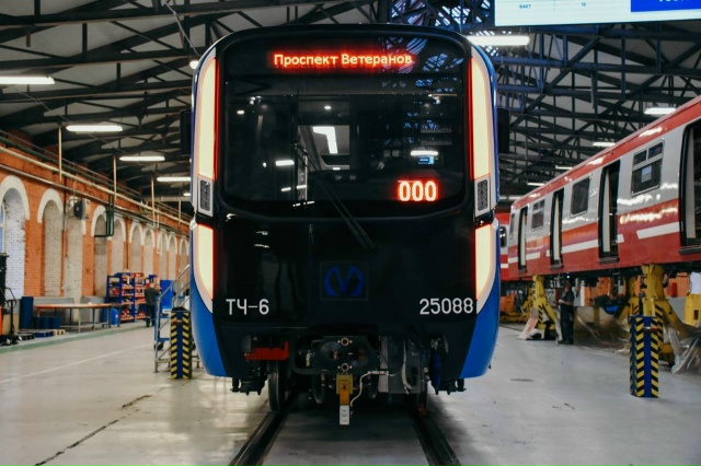 В Петербурге собрали первый «Балтиец‑2» для синей ветки метро