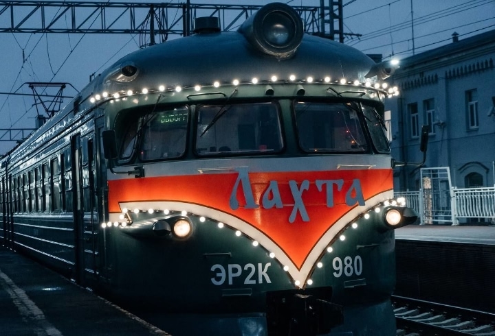 Ретропоезд «Лахта» откроет новогодний сезон уже 27 декабря